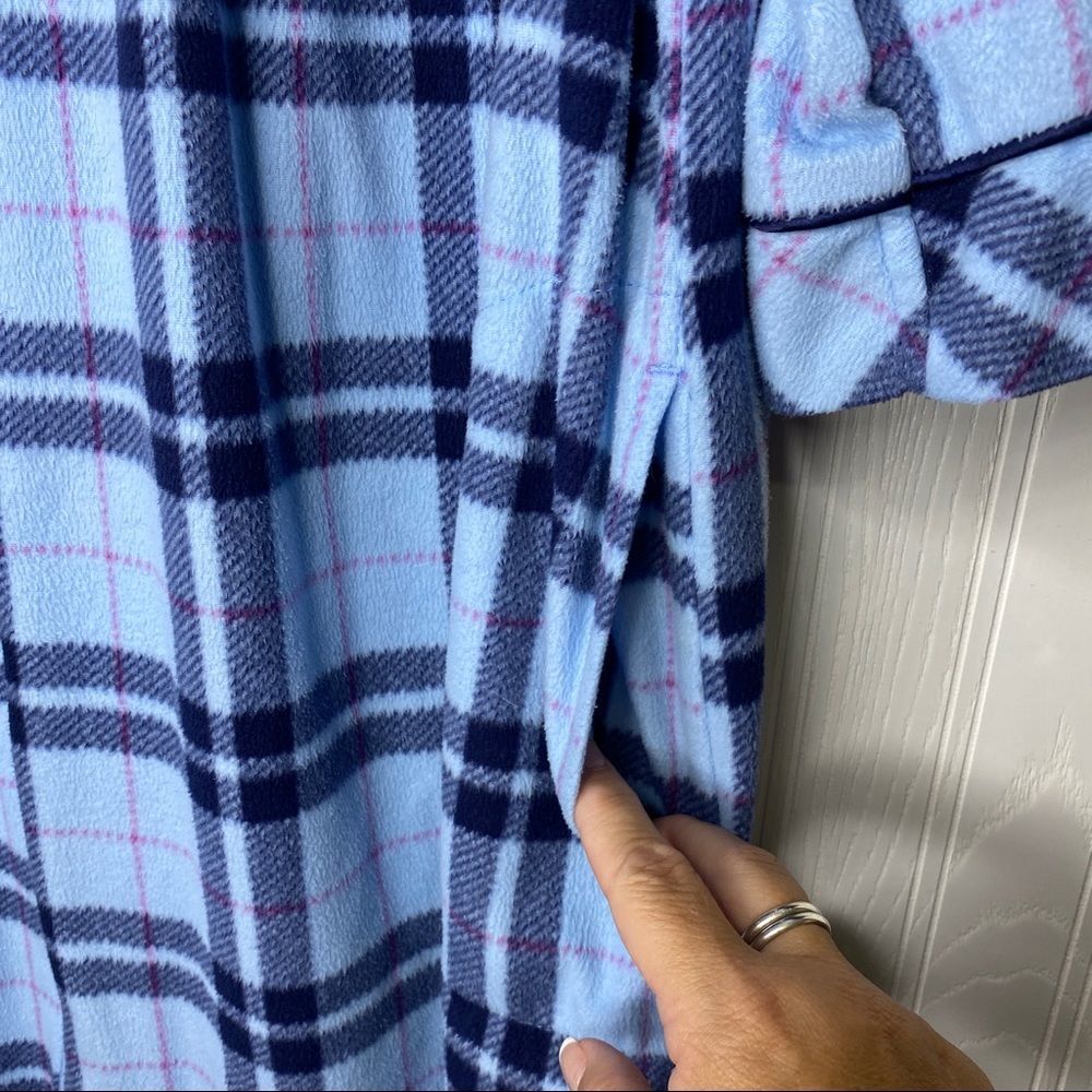 Blue Plaid Fleece Zip Up Embroidered Robe/Night Dress with Pockets Size Large - Picture 6 of 12